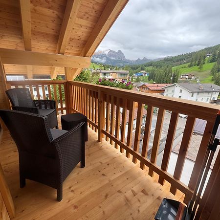 Residence Vajolet San Cassiano Esterno foto
