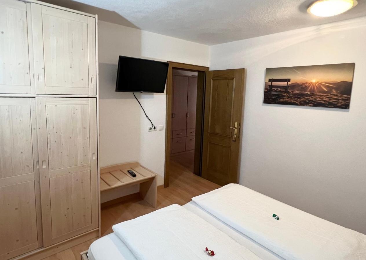 Residence Vajolet San Cassiano Esterno foto