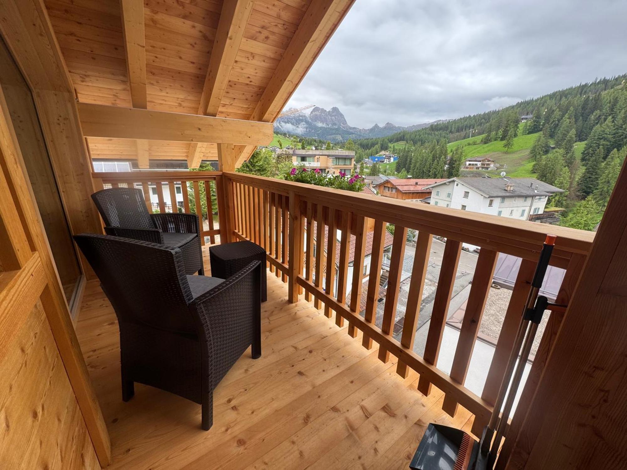Residence Vajolet San Cassiano Esterno foto